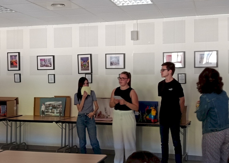 Vernissage de l’exposition “L’hiver s’affiche” (2MRC4)